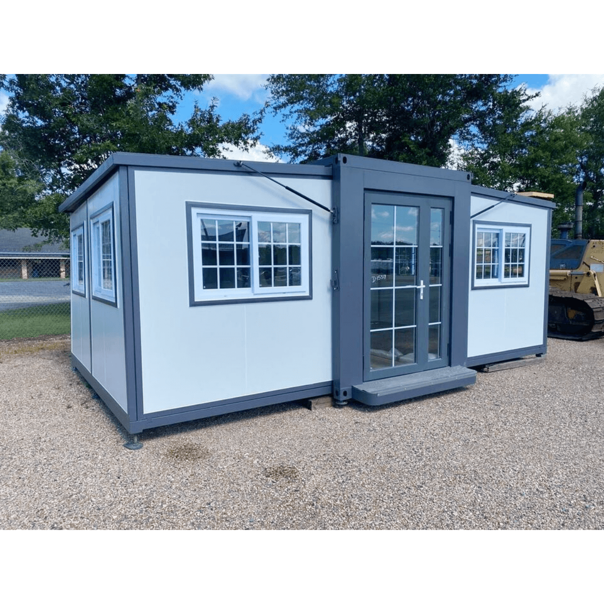 Bastone Mobile Expandable Prefab House 13ft x 20ft